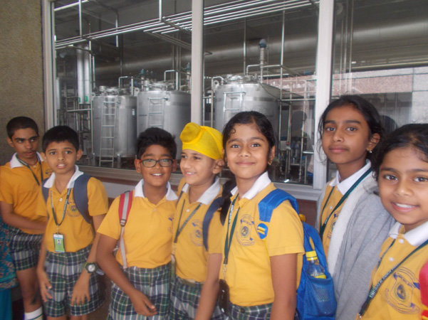 trip to nandini dairy photo